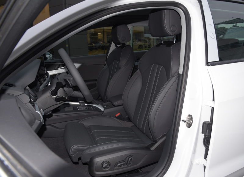 奥迪a4l体验2021,体验2018奥迪a4l45quattro