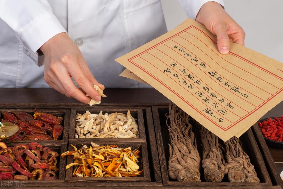 治疗白发变黑发最有效的药物,吃什么药可以治愈白发变黑