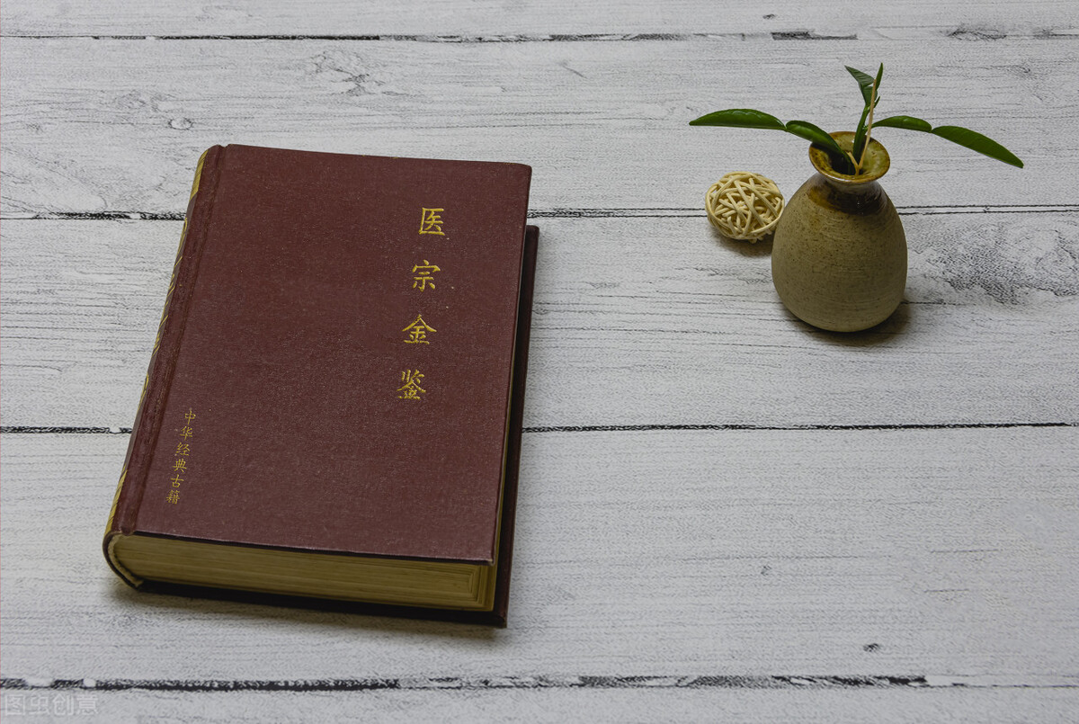 湿热下注型瘙痒药方,阴痒湿热重用什么药