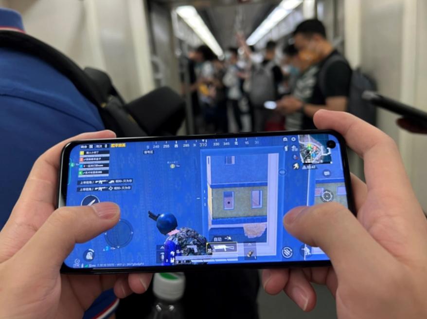 网络游戏外挂涉嫌多种违法,破特大非法经营网络游戏案