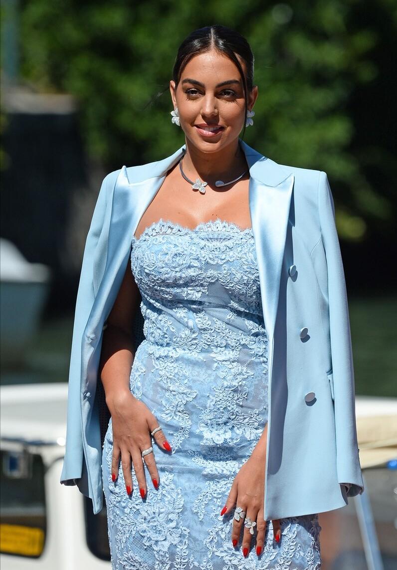 卡塔尔世界杯西班牙太太团来袭,卡塔尔世界杯球星们的豪华太太团