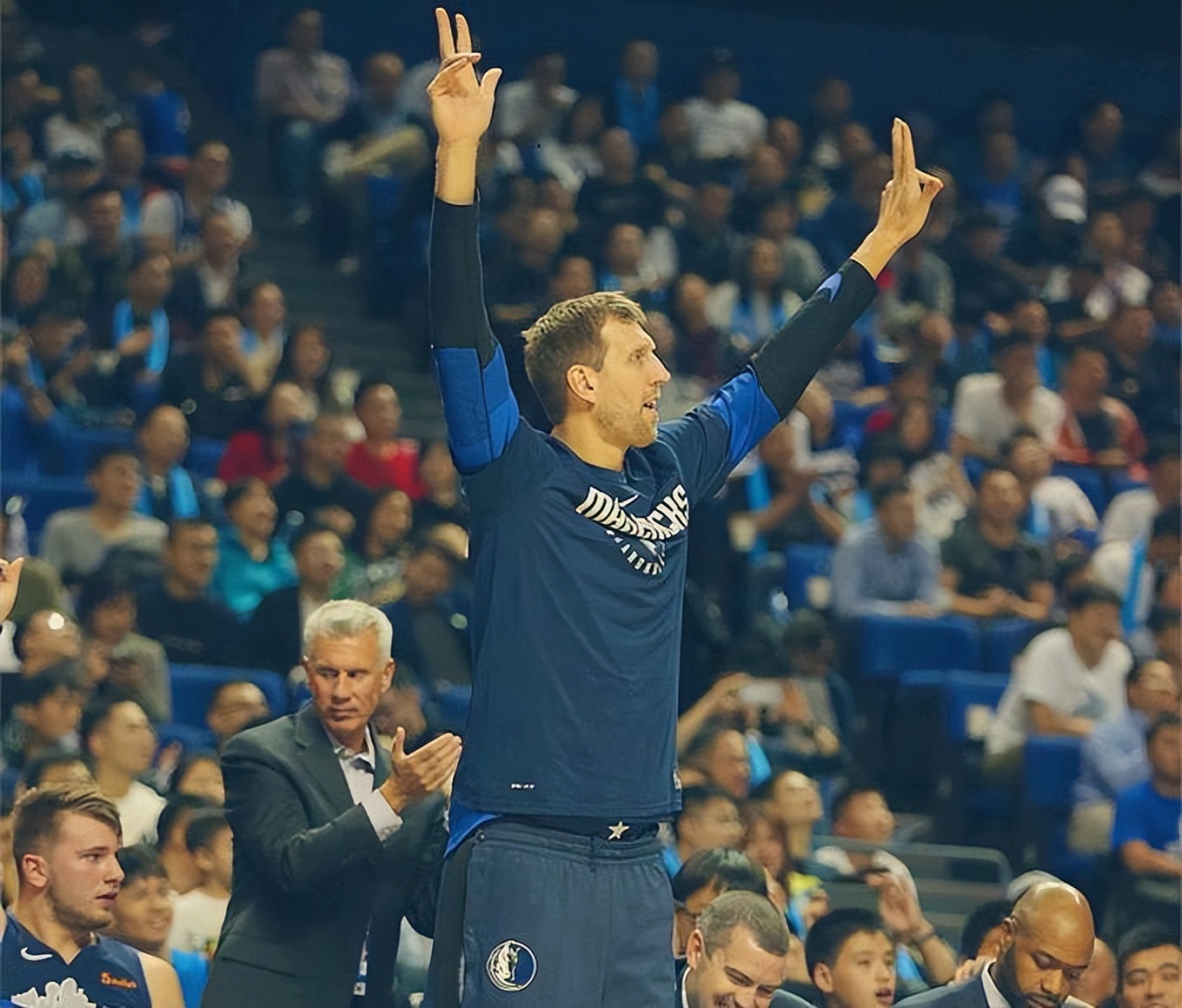 世界上篮球联赛收入排名,cba职业篮球和nba哪个厉害