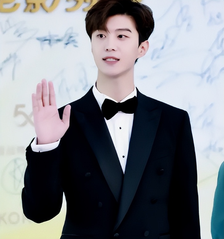 范丞丞被张大大夸,范丞丞怼张大大原视频