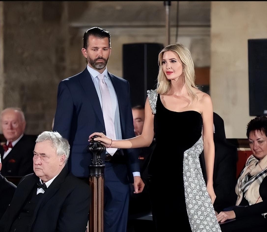 蒂芙尼特朗普和巴伦,伊万卡蒂芙尼近期照片