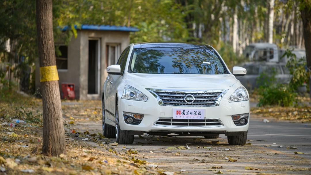 十多万一台二手天籁,日产天籁公爵2009二手多少钱一台