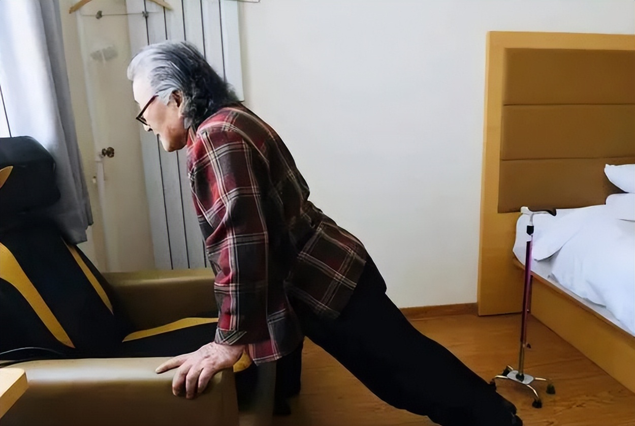 西安九旬老人酒店养老,西安九十岁奶奶住酒店养老
