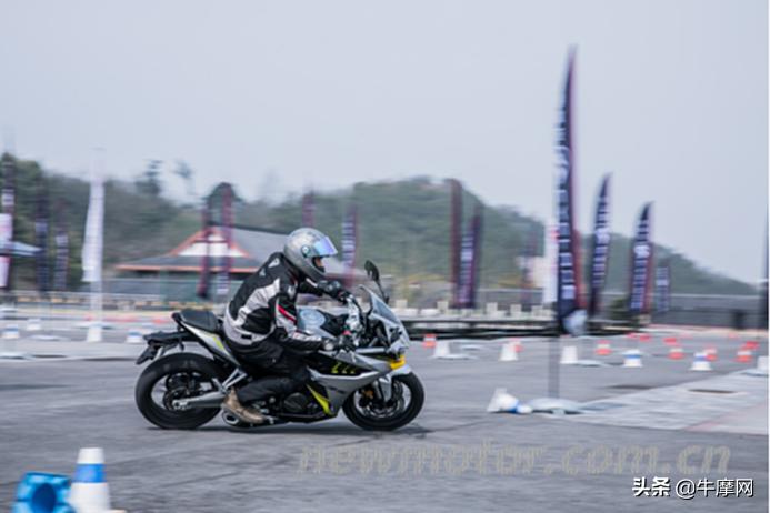 宗申1000型四缸三轮车试驾视频,宗申试驾