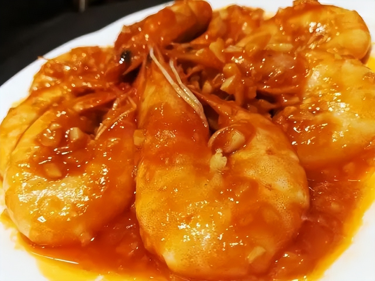 胶东大厨分享炸板虾做法,蒜苔炒虾的大厨正确做法