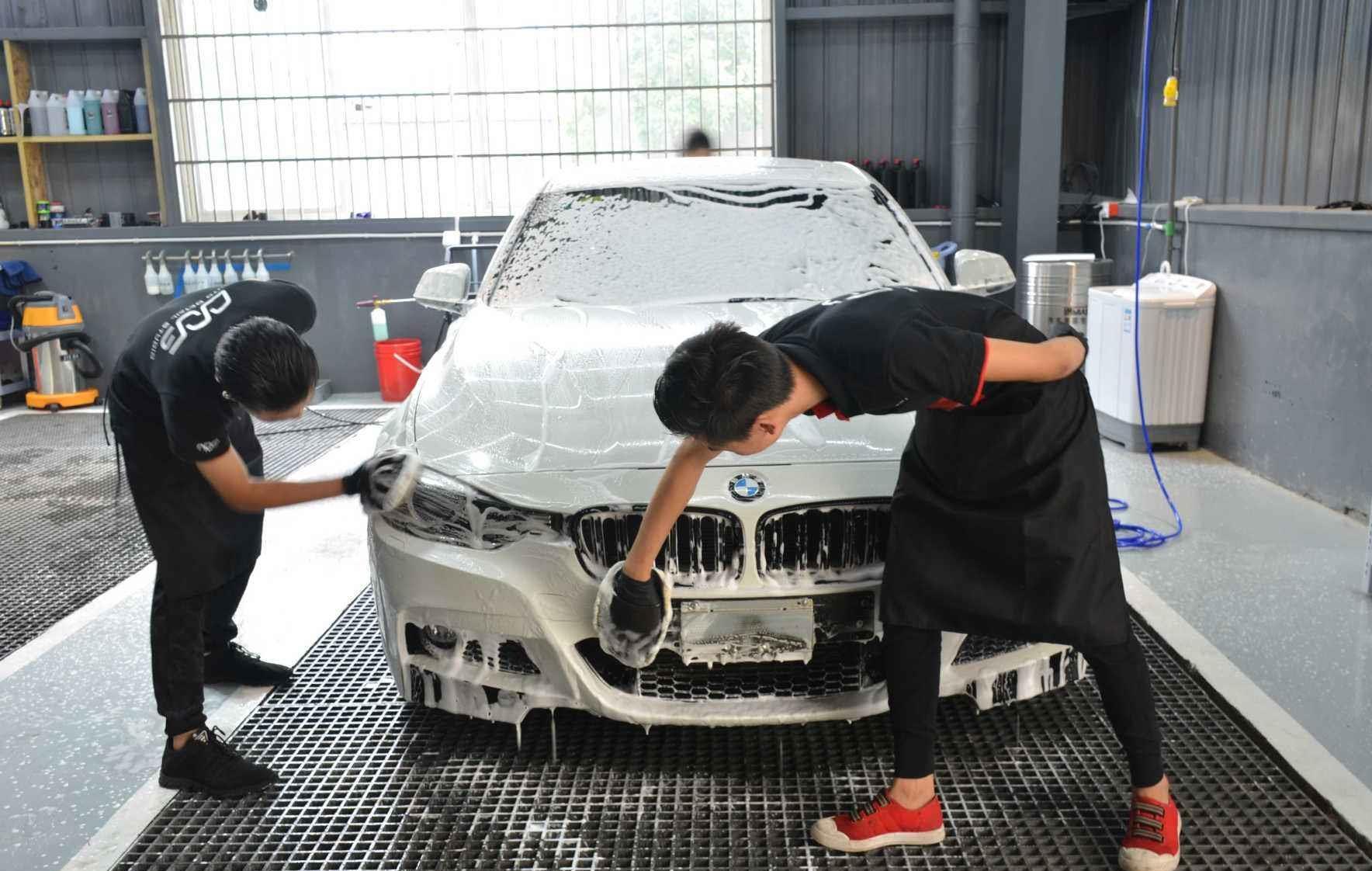 你符合汽车美容师证报考条件吗,汽车美容师考证有什么要求