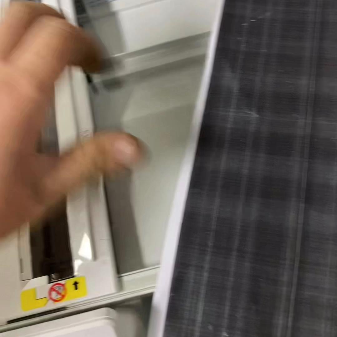 惠普打印机m227打印有黑白间隙,hpm227打印出来的纸有黑点