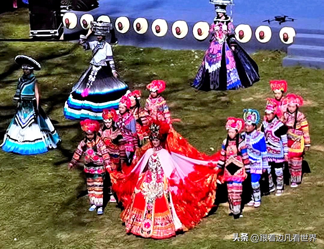 千年彝装，一赛千年“世界最古老的乡村T台”