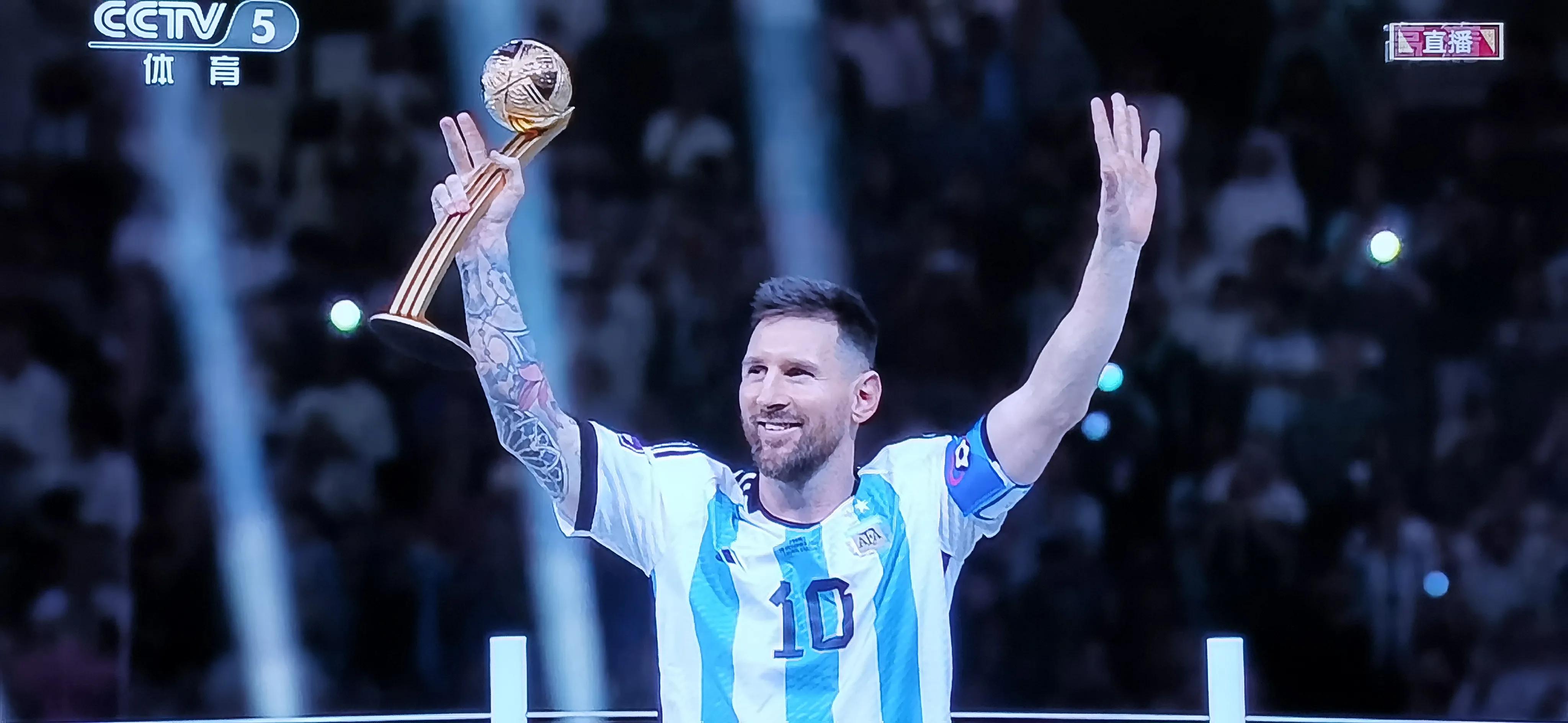 阿根廷完成三连冠梅西创造的奇迹,阿根廷三冠加冕