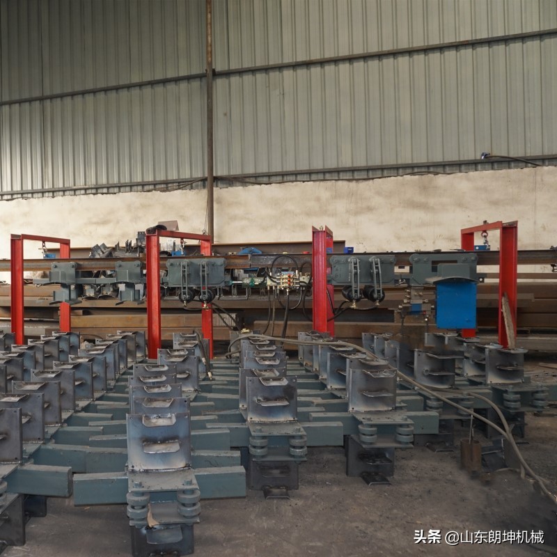 移动式电缆吊挂装置,tdy100矿用单轨吊