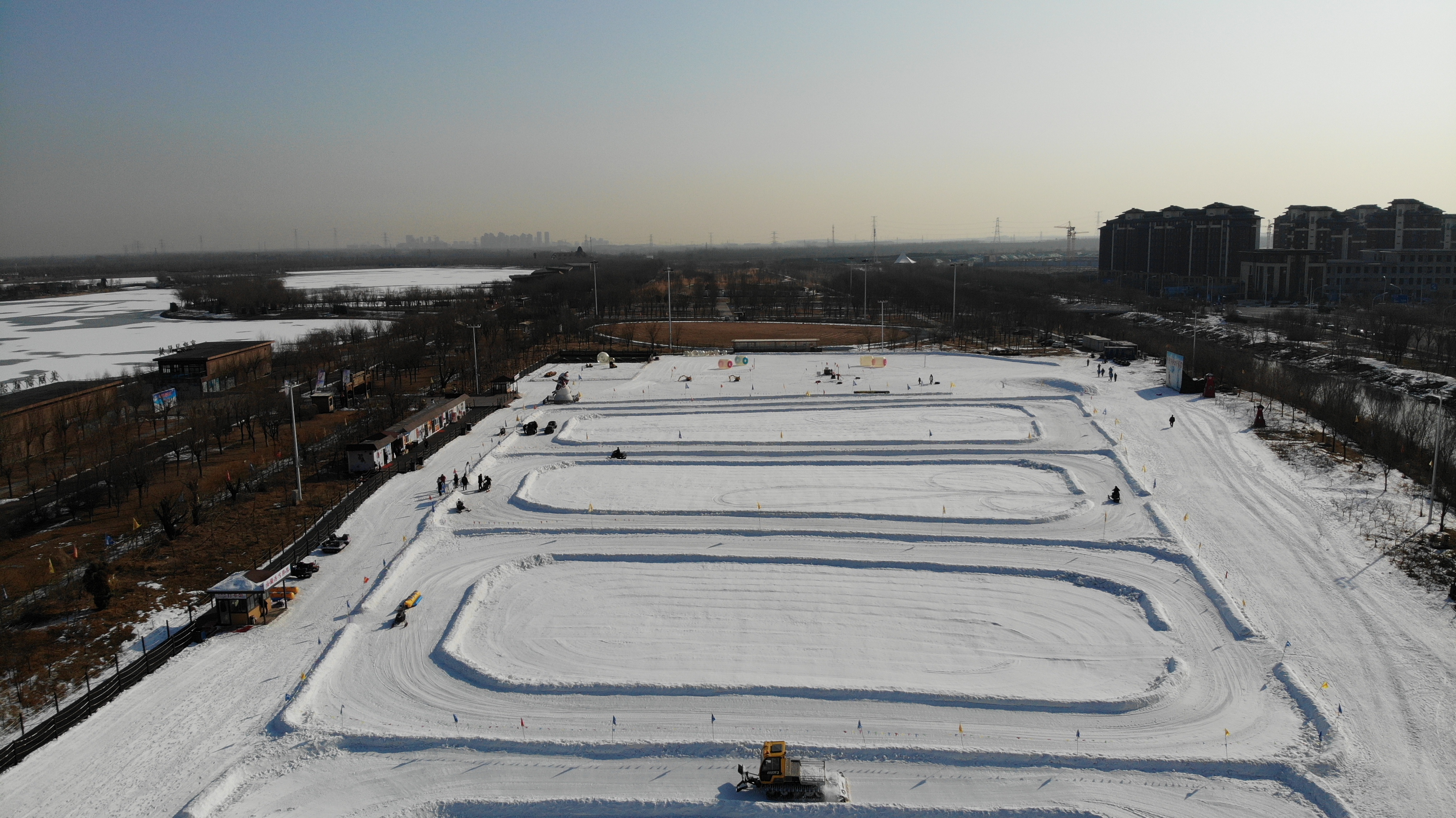 南湖公园武清区游玩,武清南湖公园四月初景色