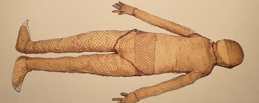 内蒙古挖出奇怪的古墓,内蒙古惊现辽代契丹女尸下集