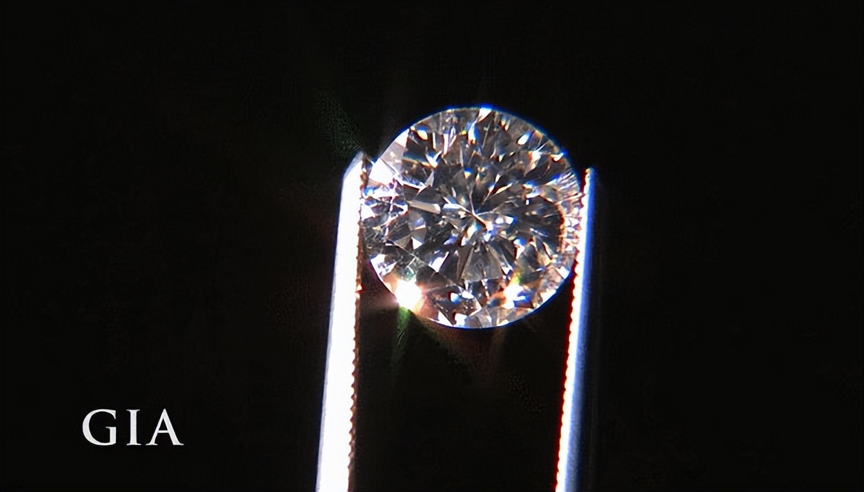 1克拉裸钻怎么挑最实惠？