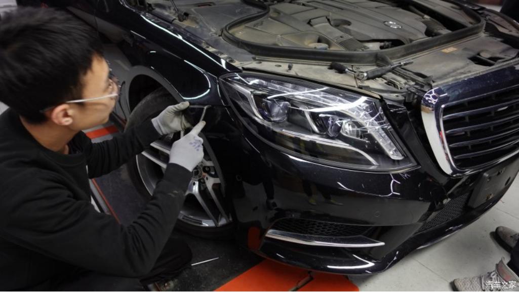 奔驰amggt63s升级先行版包围,奔驰amgc63改装外观