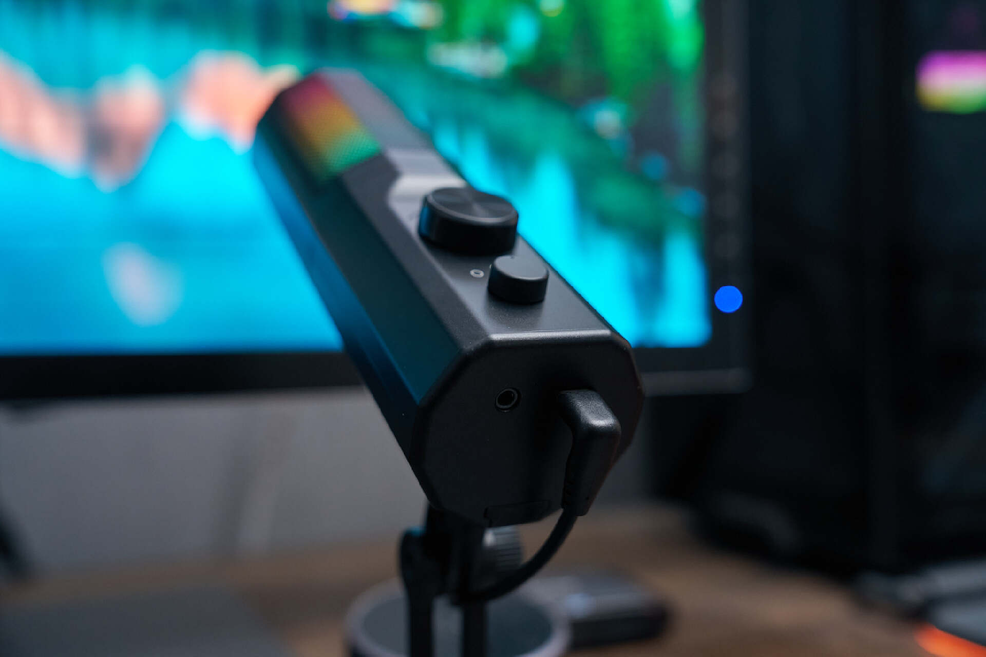 价格亲民有特色|钛度耳机“轻鸾”麦克风“歌者”