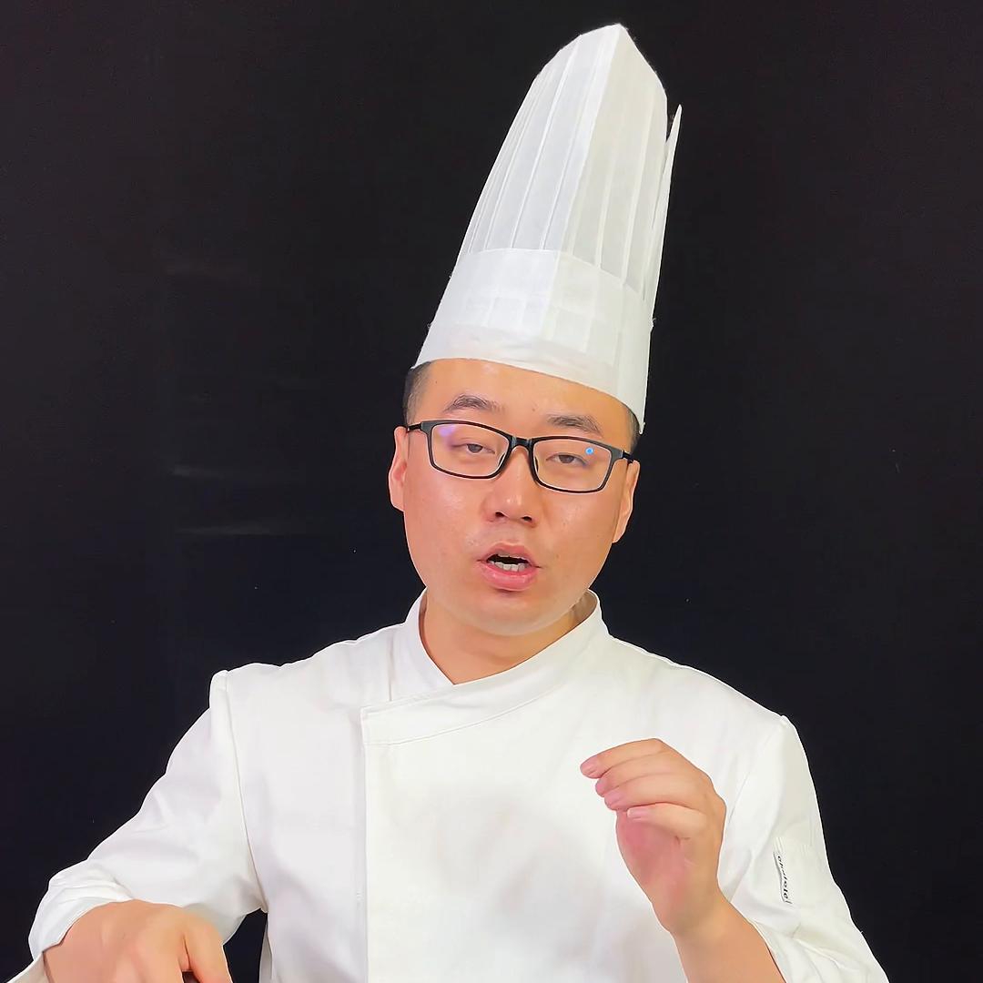 夜市烤面筋制作视频,路边摊的烤面筋是用什么做的