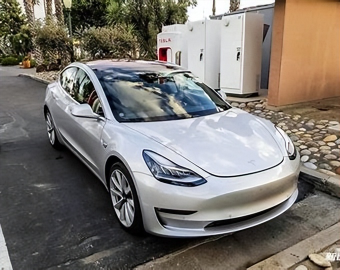 汽车过户费用明细表和收费标准,汽车过户流程和费用需要多少钱