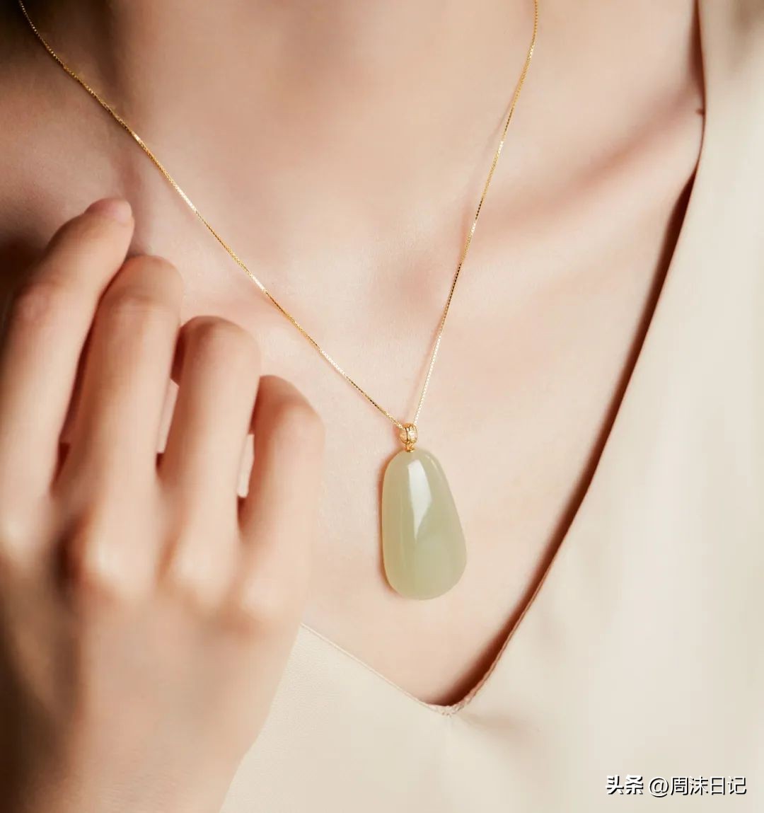 这才是东方美人的首饰：晴山如黛，碧水如烟