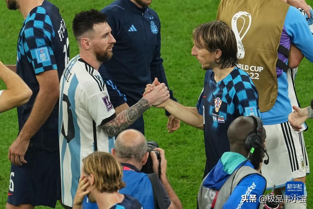 小宝对雨果评价,小宝评论云顶