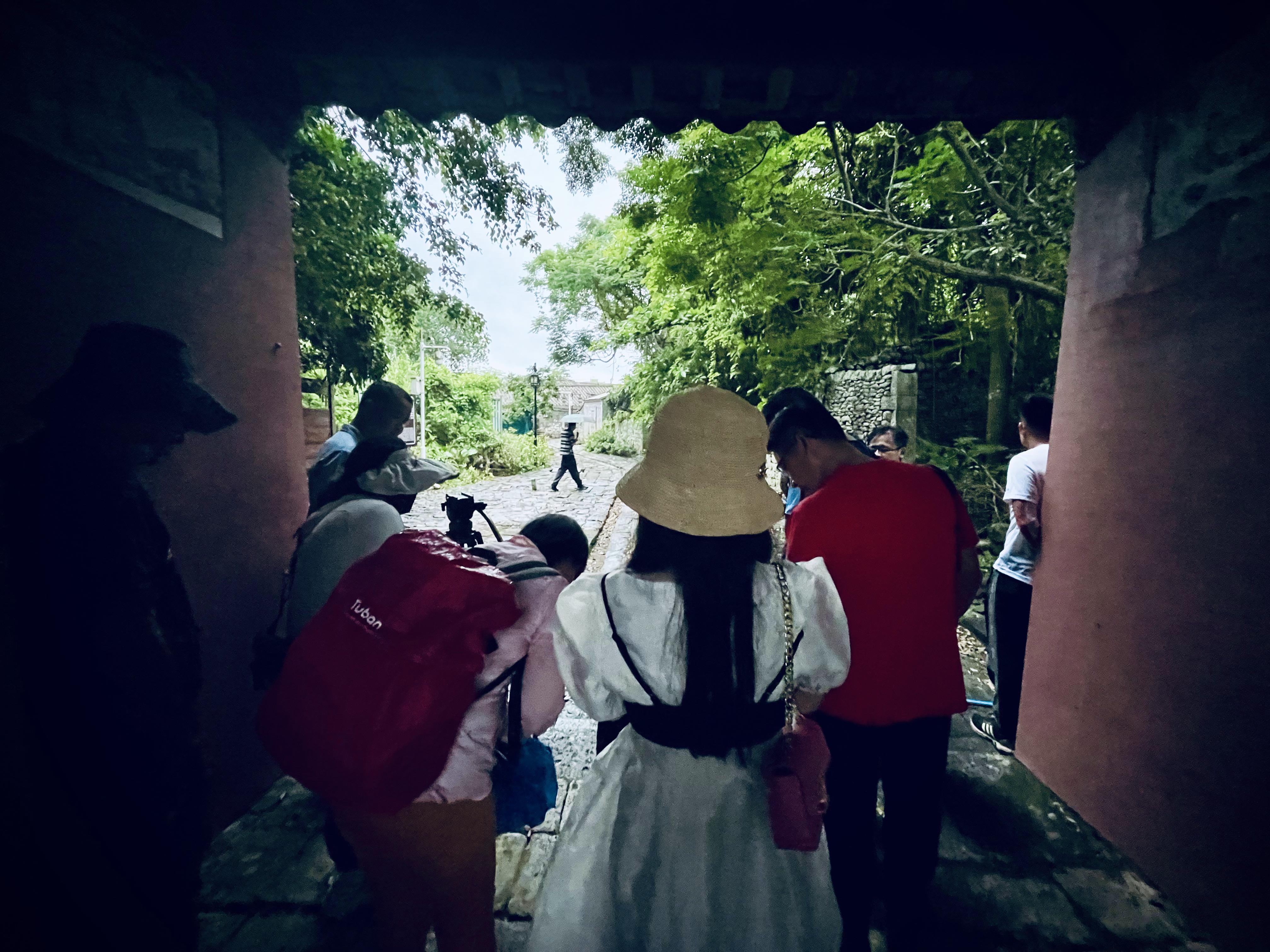 隐藏在喧嚣闹市的一片净土,隐藏在安静的世外桃源