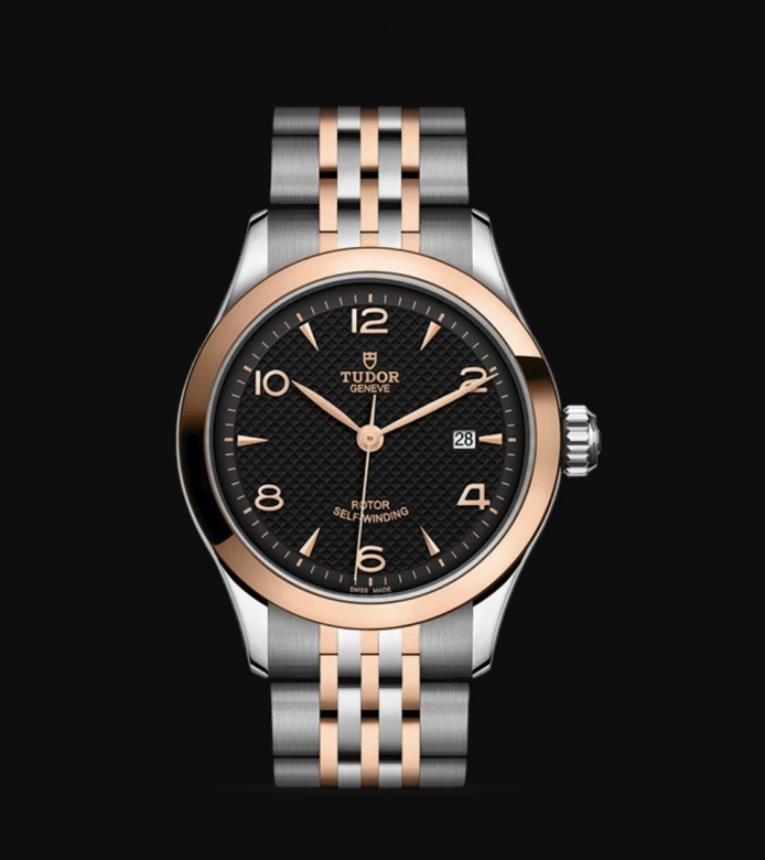 男表女戴,卡地亚cartier新款山度士情侣腕表