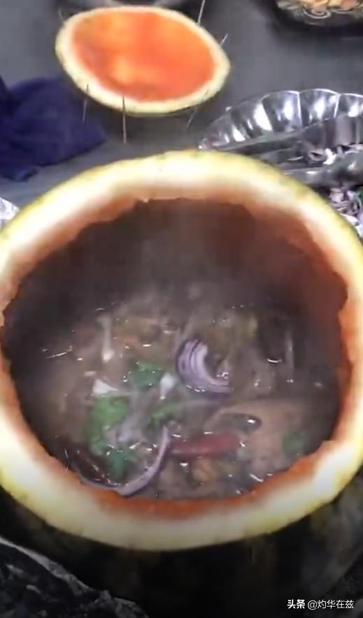 *疆新**极品风物：西瓜羊肉西瓜鸡