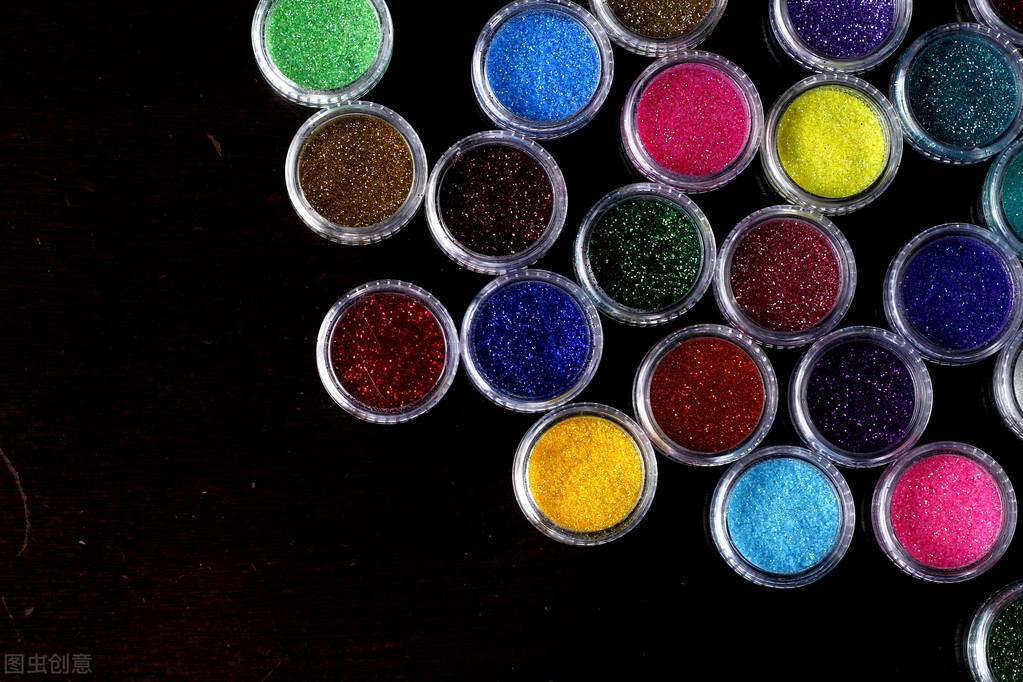 22岁入行美甲师晚不晚,美甲师一般学多久可以工作