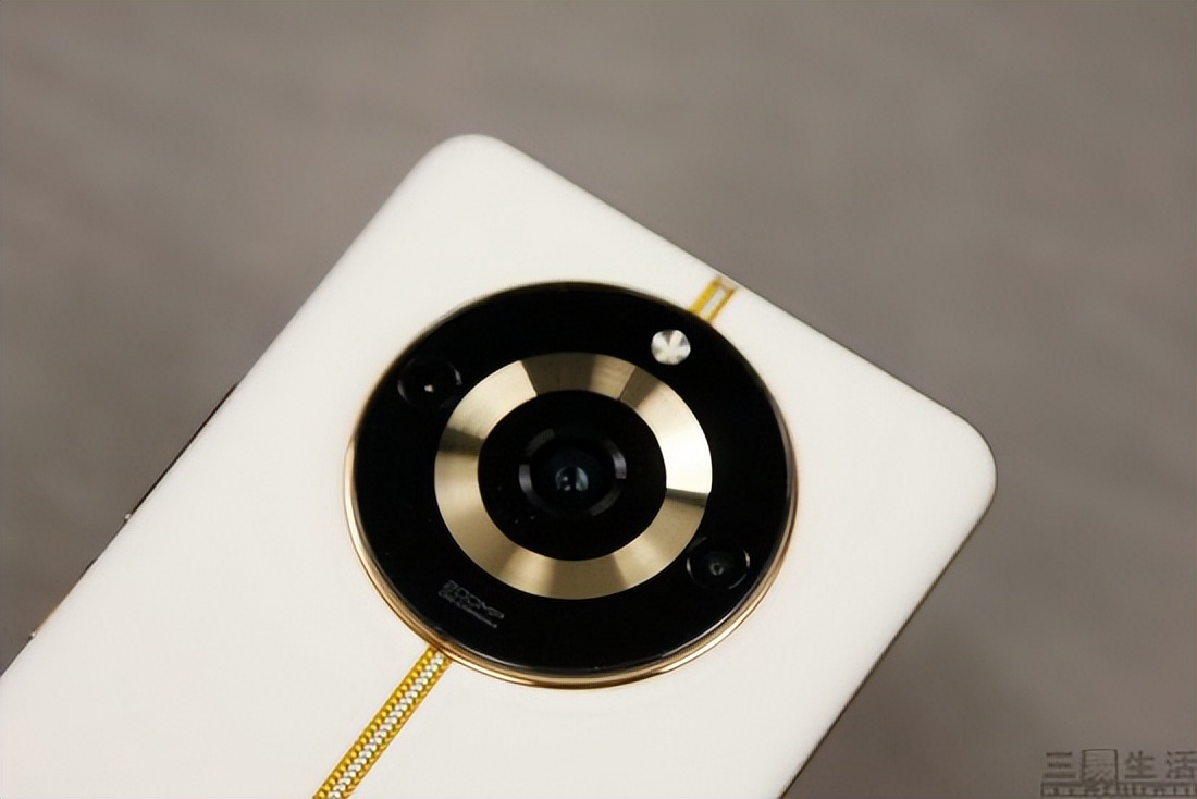 现在cmos像素最高多少,一亿像素的cmos有哪些