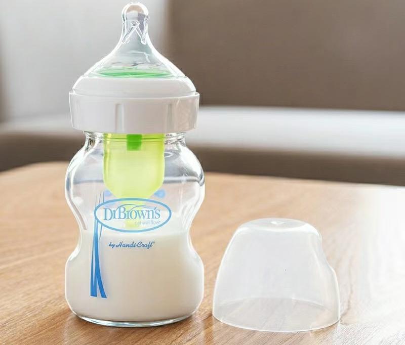 买婴儿奶瓶什么牌子的最好,婴儿奶瓶怎么选贝亲