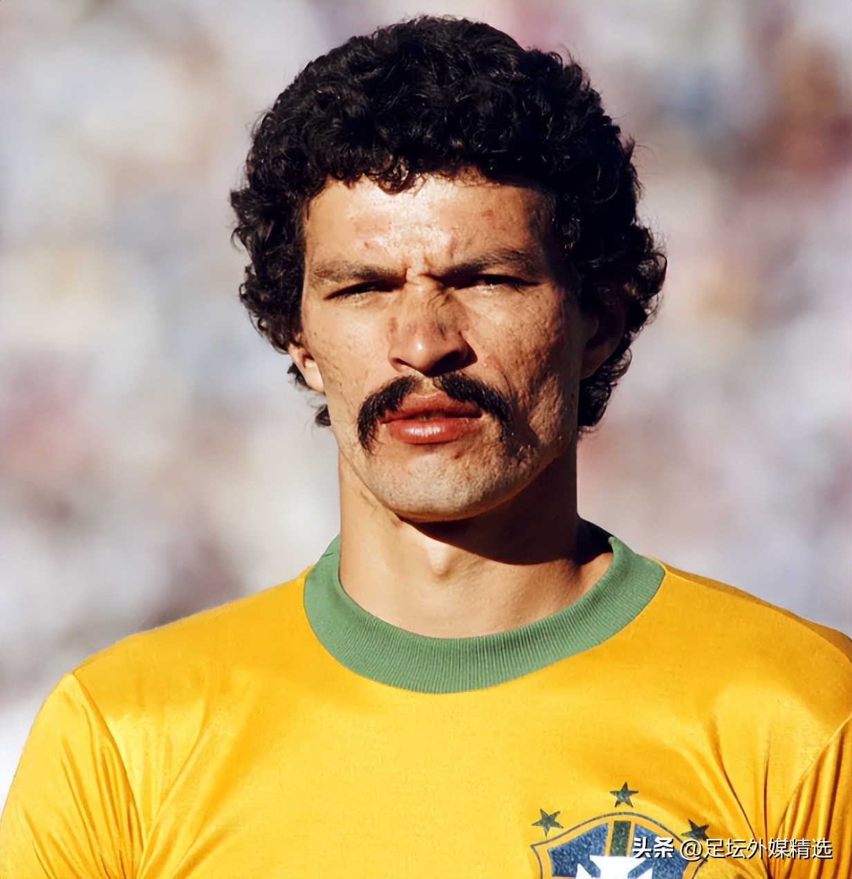 中国十佳中场排名,足坛史上最优秀十大中场球员