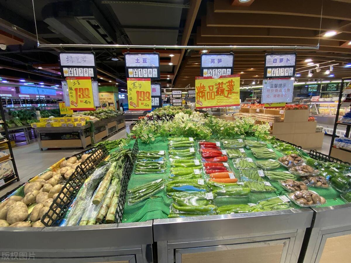 农村老太太们晚年生活的现状,50后的农村老太太也要活出自我