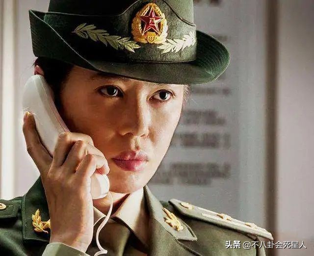 纸片人身材的女星,纸片人身材女星