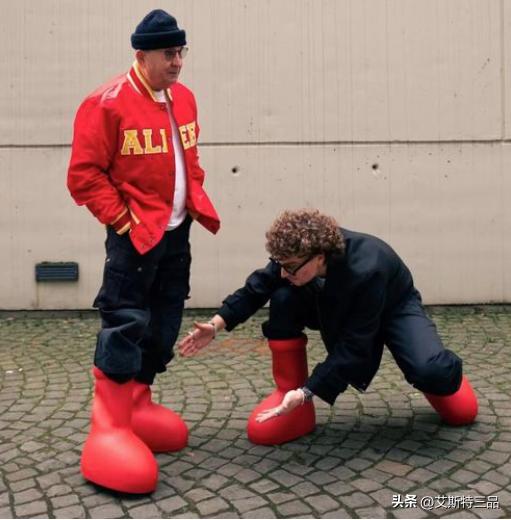 高端品牌女装优衣库,正品优衣库斜挎小包女