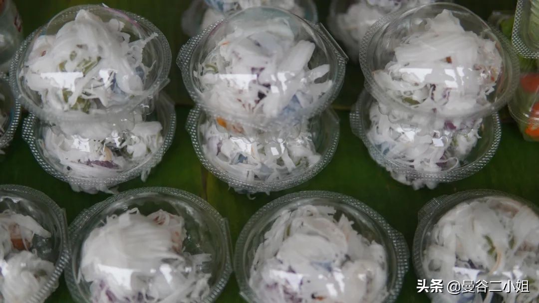 泰国疫情夜市地摊,泰国路边摊的疫情