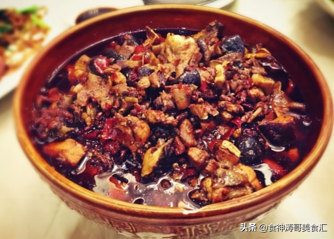 享有盛名的特色美食小吃,唯有美食不可辜负辣子鸡