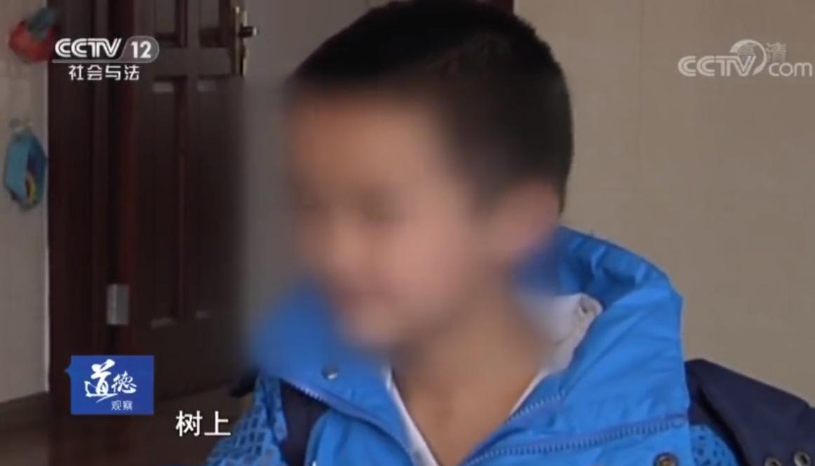 七岁男孩摔破头,7岁男孩头摔破