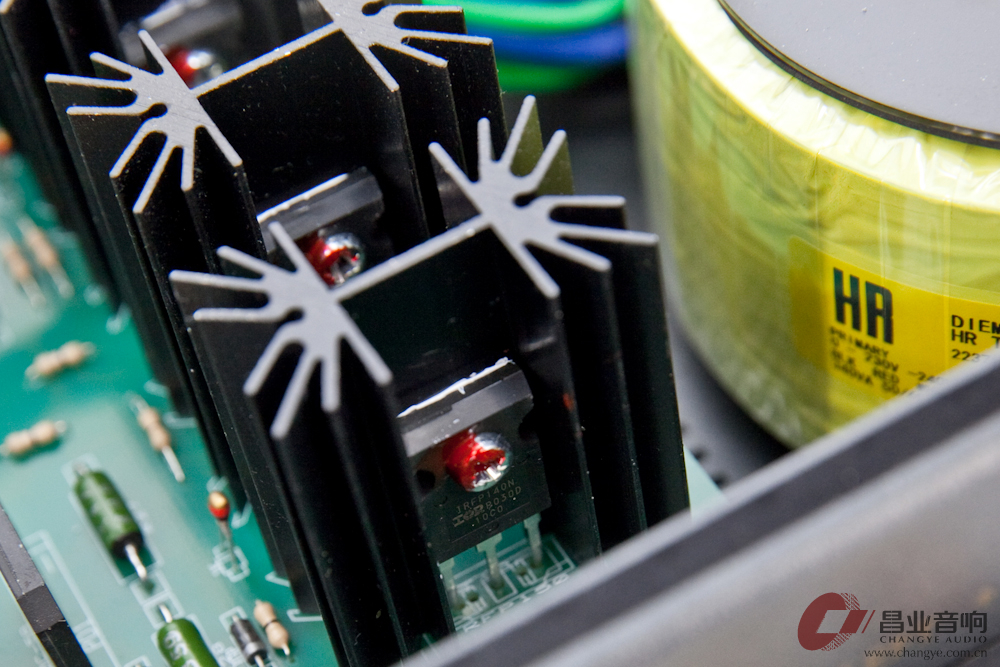 法国珊瑚礁am200纯后级,法国珊瑚礁in50功放评测