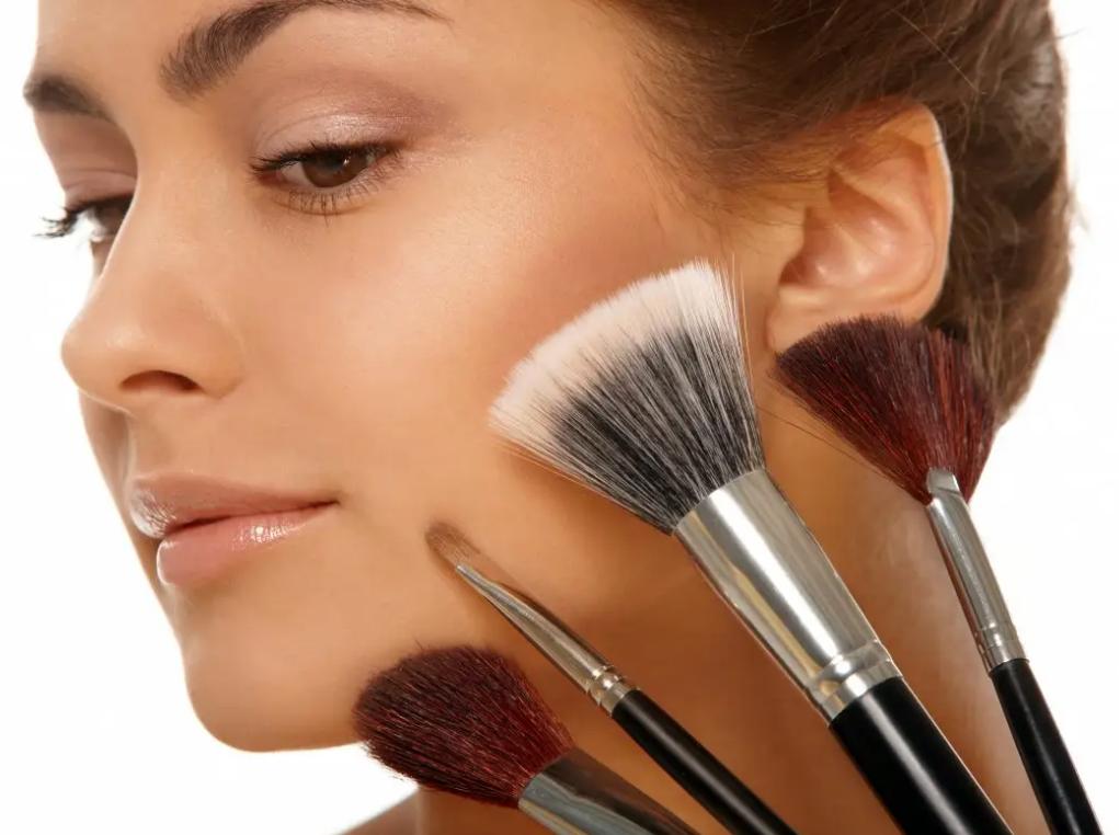 中年女士护肤保养皮肤步骤,人到中年女人要明白什么道理