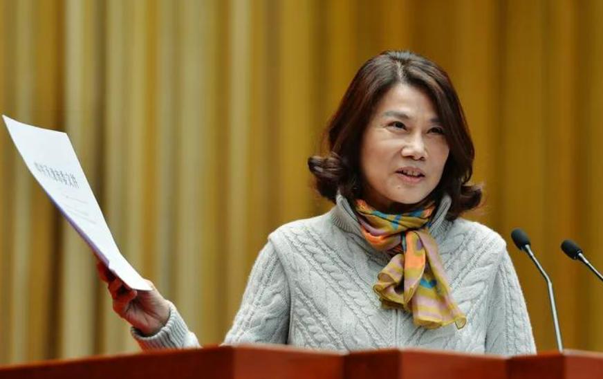 董明珠1150万股股份为何遭冻结,董明珠遭冻结股份市值约4亿元