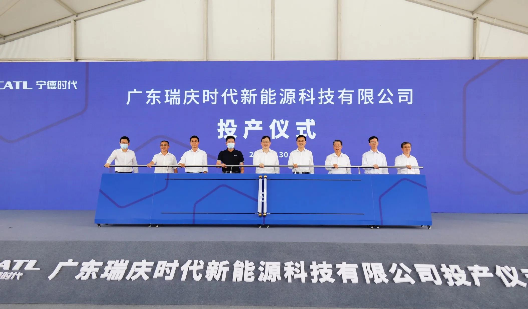 “宁王”莫笑我：10年前出走动力电池一哥宁德时代，月薪依然八千