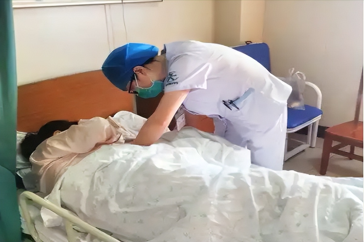深圳某护士将产妇肛门缝上，只因嫌100元红包少，医院：痔疮结扎