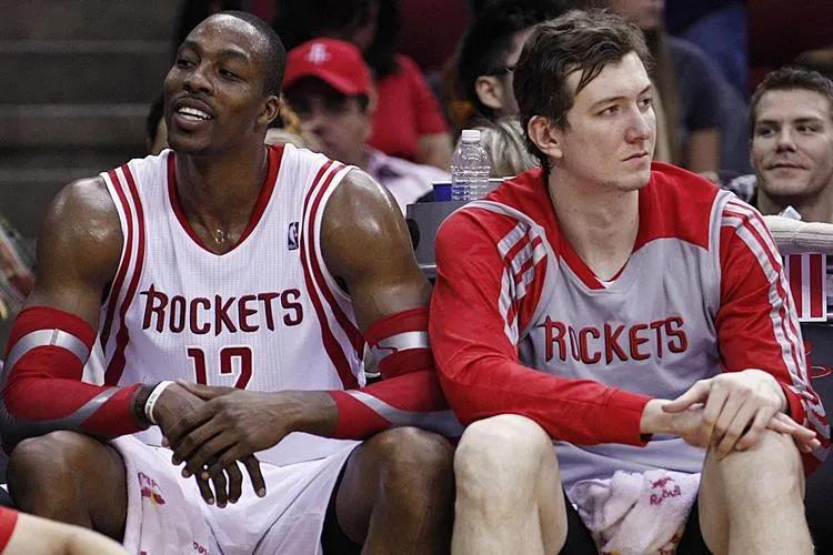 篮网阿尔德里奇怎么又回来了,篮网欢迎阿尔德里奇