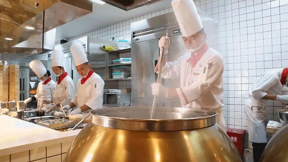 品类:一碗粥年卖15亿,一年新开2万家店