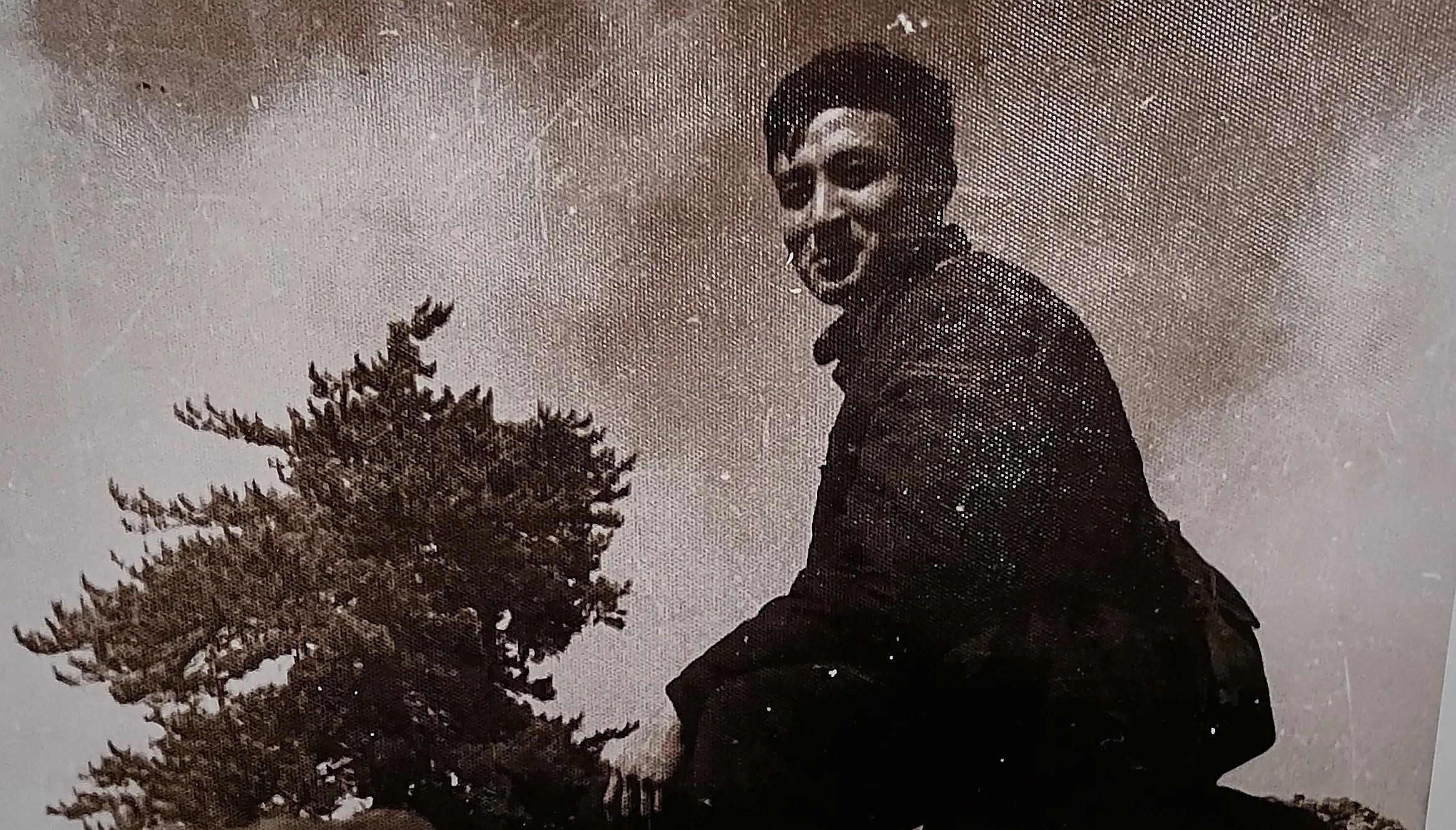 隐藏20年的油画家,著名油画家黄绍京