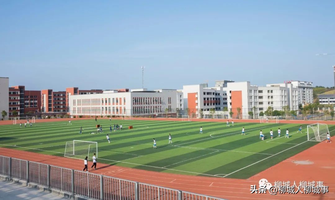 青春“足”够燃！柳城这场比赛一触即发