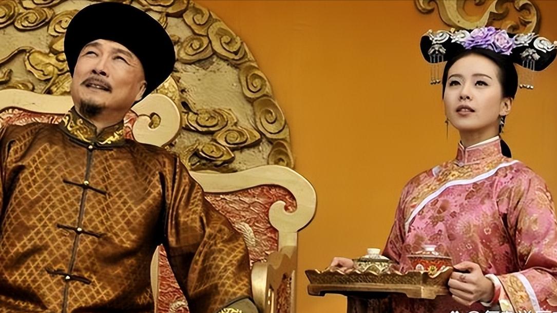 康熙把皇长子圈禁起来,康熙的第一个儿子和长子