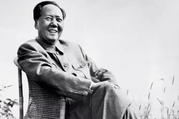 红极一时的《东游记》，主题曲《逍遥游》，化用了多少毛主席诗词